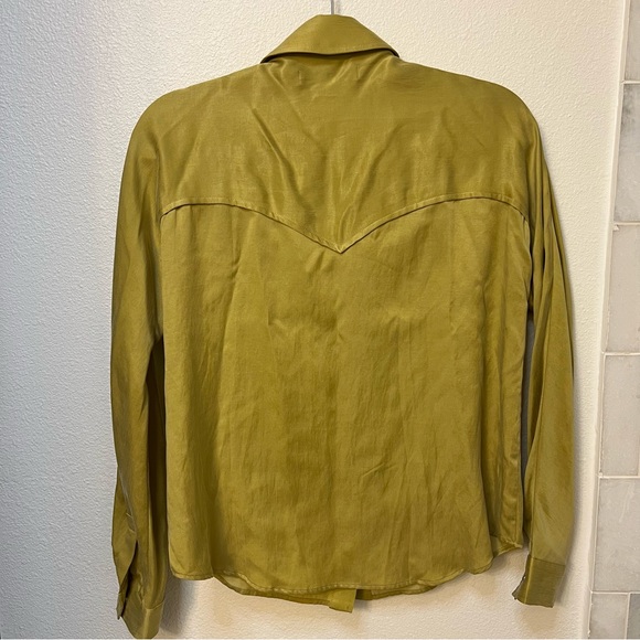 Emory bee west button down - Picture 12 of 12